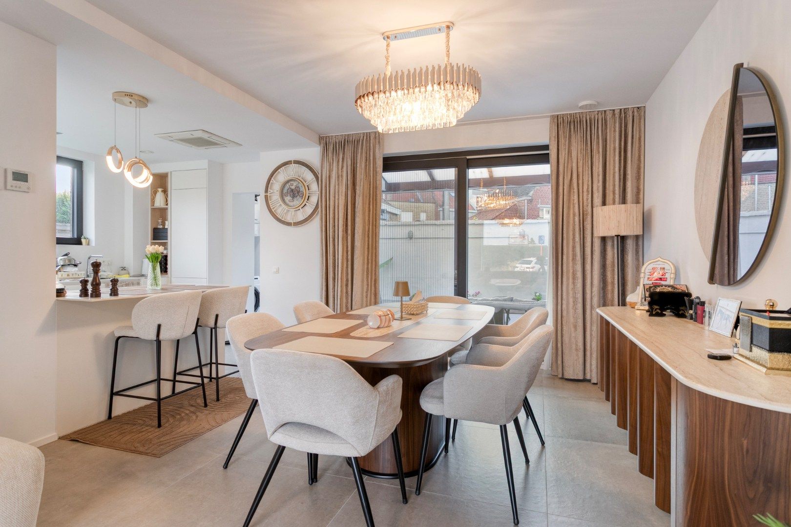 Energiezuinige, instapklare halfopen bebouwing met 4 slaapkamers! foto 6