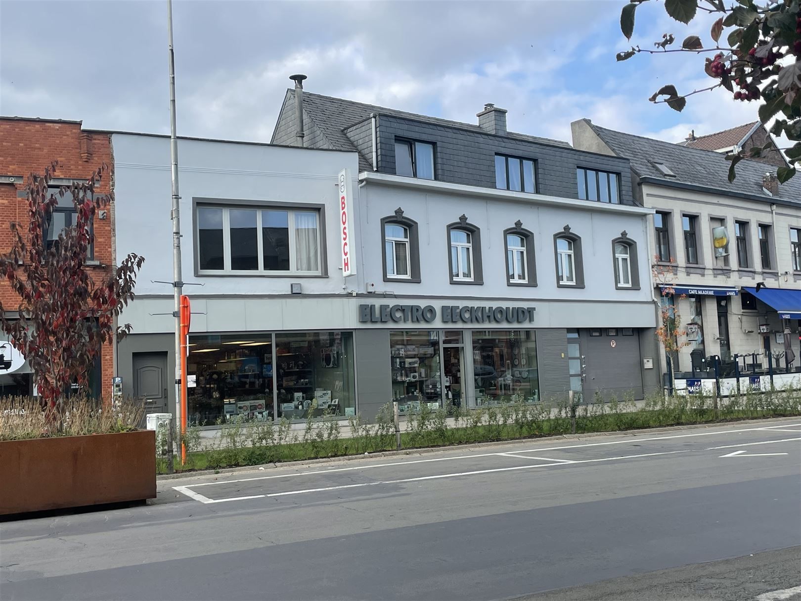 Ruim appartement met eigen inkom te huur in hartje centrum onmiddellijk beschikbaar foto 11