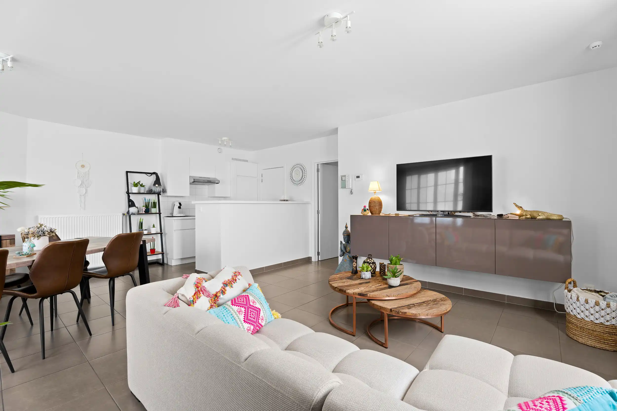Bemeubeld appartement te Dentergem. foto 8