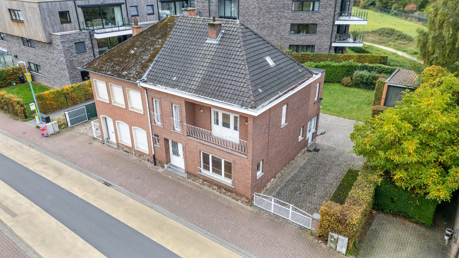 LINDEN centrum - grote woning + tuin foto 25