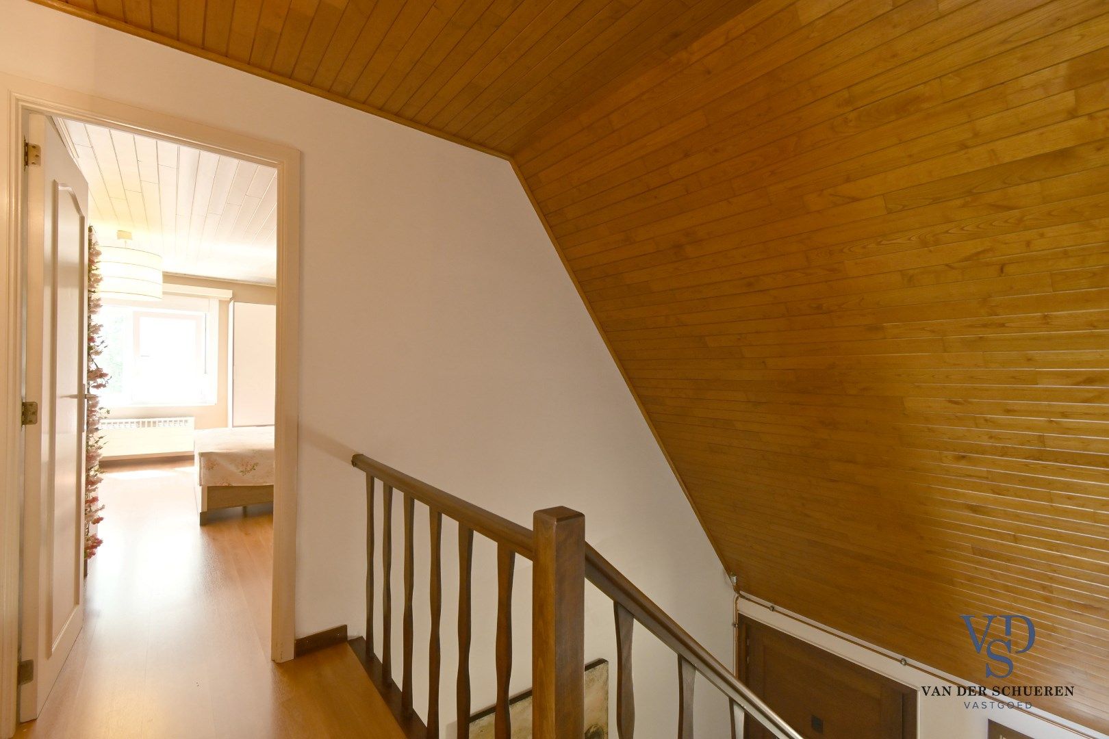 Halfopen woning in het groene Dikkelvenne foto 10