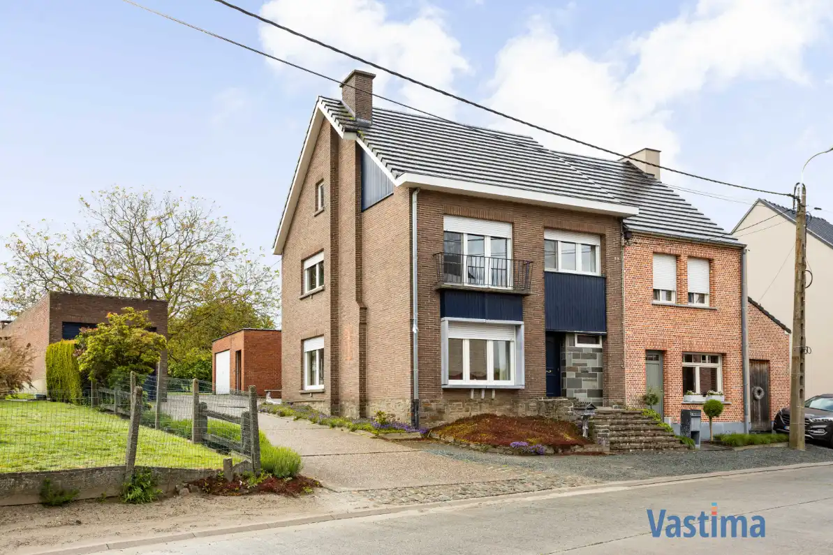Woning met opslagruimte en grond op strategische ligging foto 3