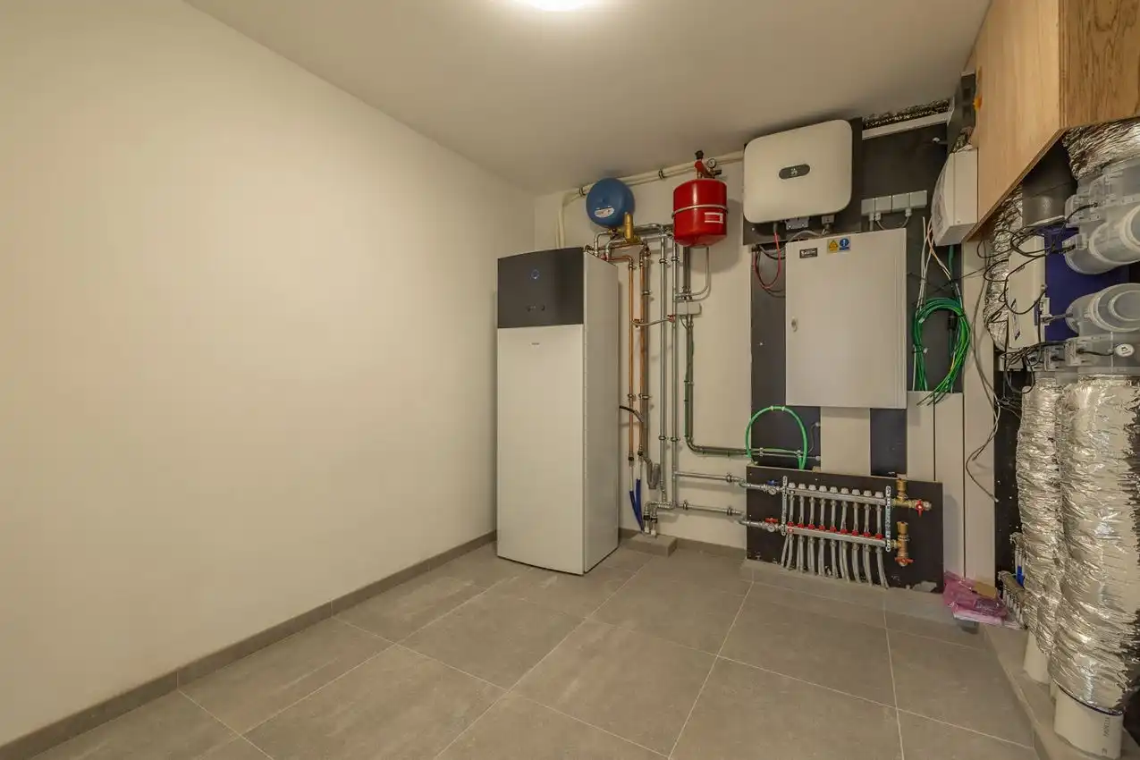 Nieuwbouwwoning, gunstig gelegen, 3 slpk, tuin, carport foto 32