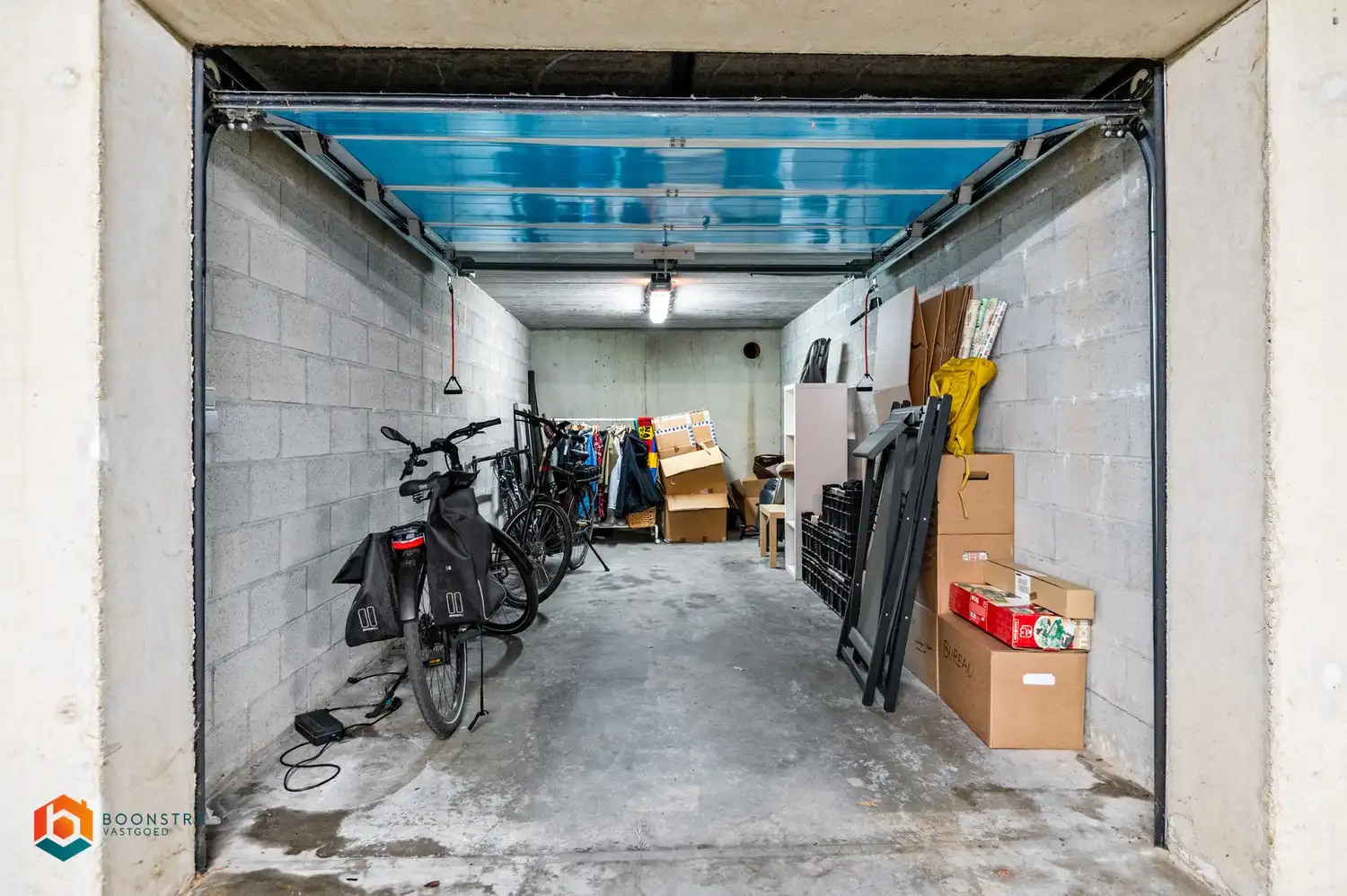 Lichtrijk duplexappartement met 2 slpkrs te Putte foto 18