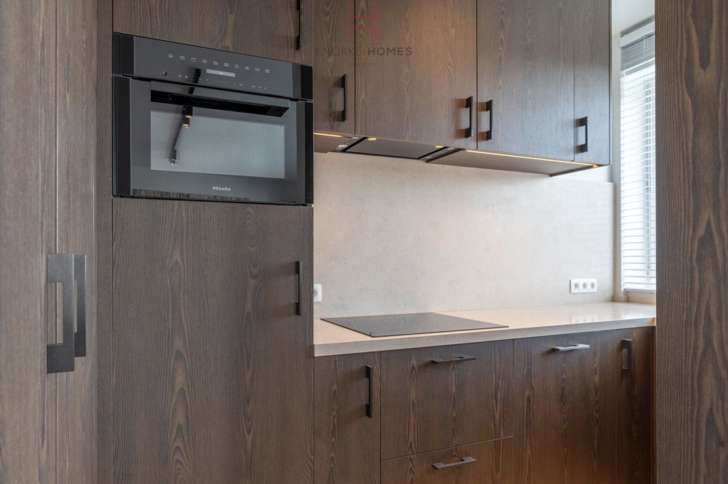 Centraal gelegen, gerenoveerd appartement met open zichten foto 5
