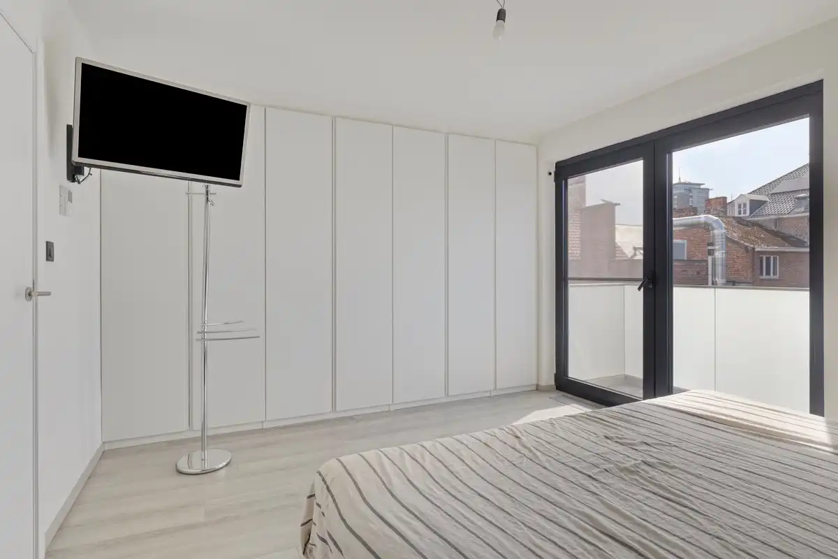 Loftappartement met 2 terrassen en dubbele garage op het Kolonel Dusartplein foto 6