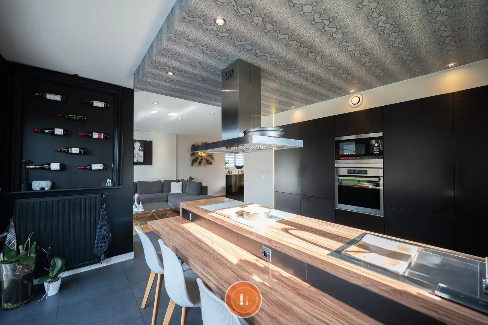 Instapklare villa met 4 slaapkamers op perceel van 1053m². foto 12