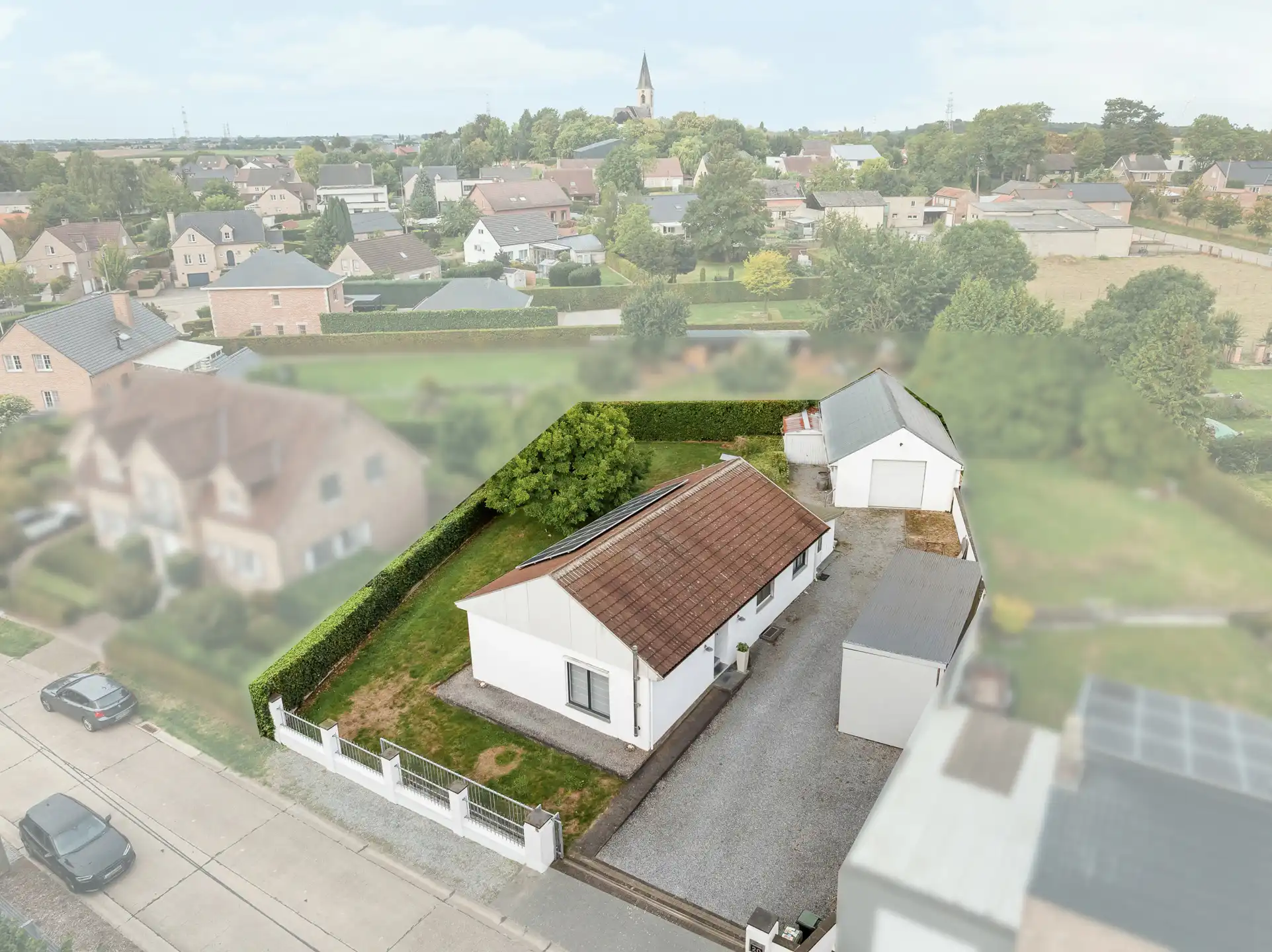 Hoofdfoto van de publicatie: Charmante bungalow met garage te Herderen