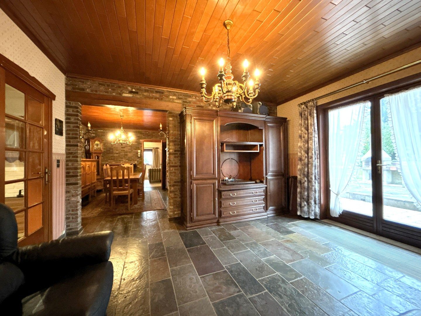 Gelijkvloerse gezinswoning in doodlopende straat. foto 2