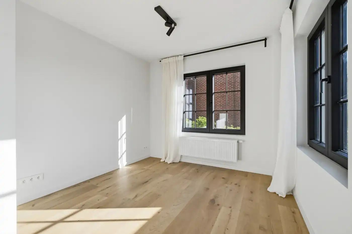 GERENOVEERDE RUIME VILLA OP TOPLOCATIE foto 4