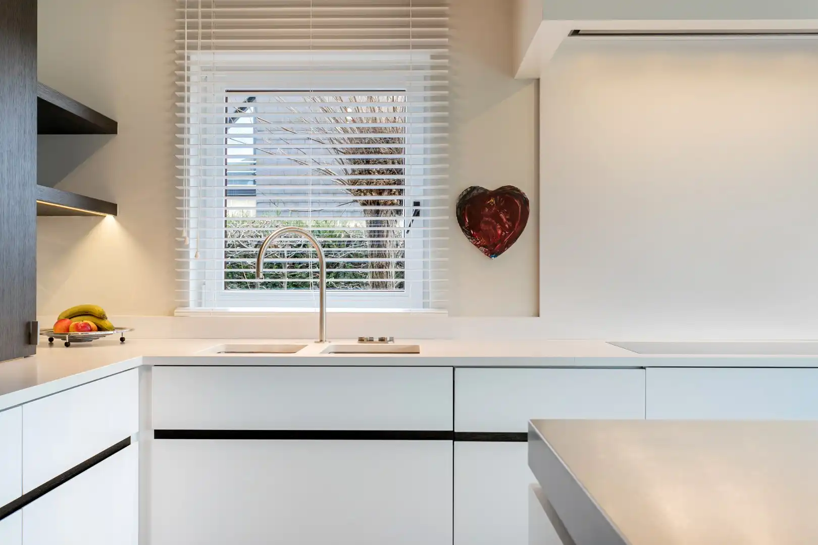 Instapklare villa te Heikruis, 4 slpks, bureau, dubbele garage en ruime tuin foto 12