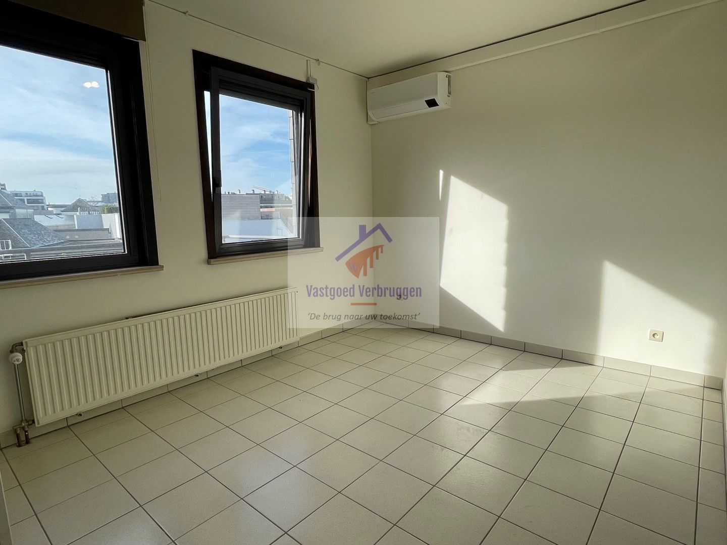Centraal gelegen appartement (2slpk) met fenomenaal terras en uitzicht foto 5