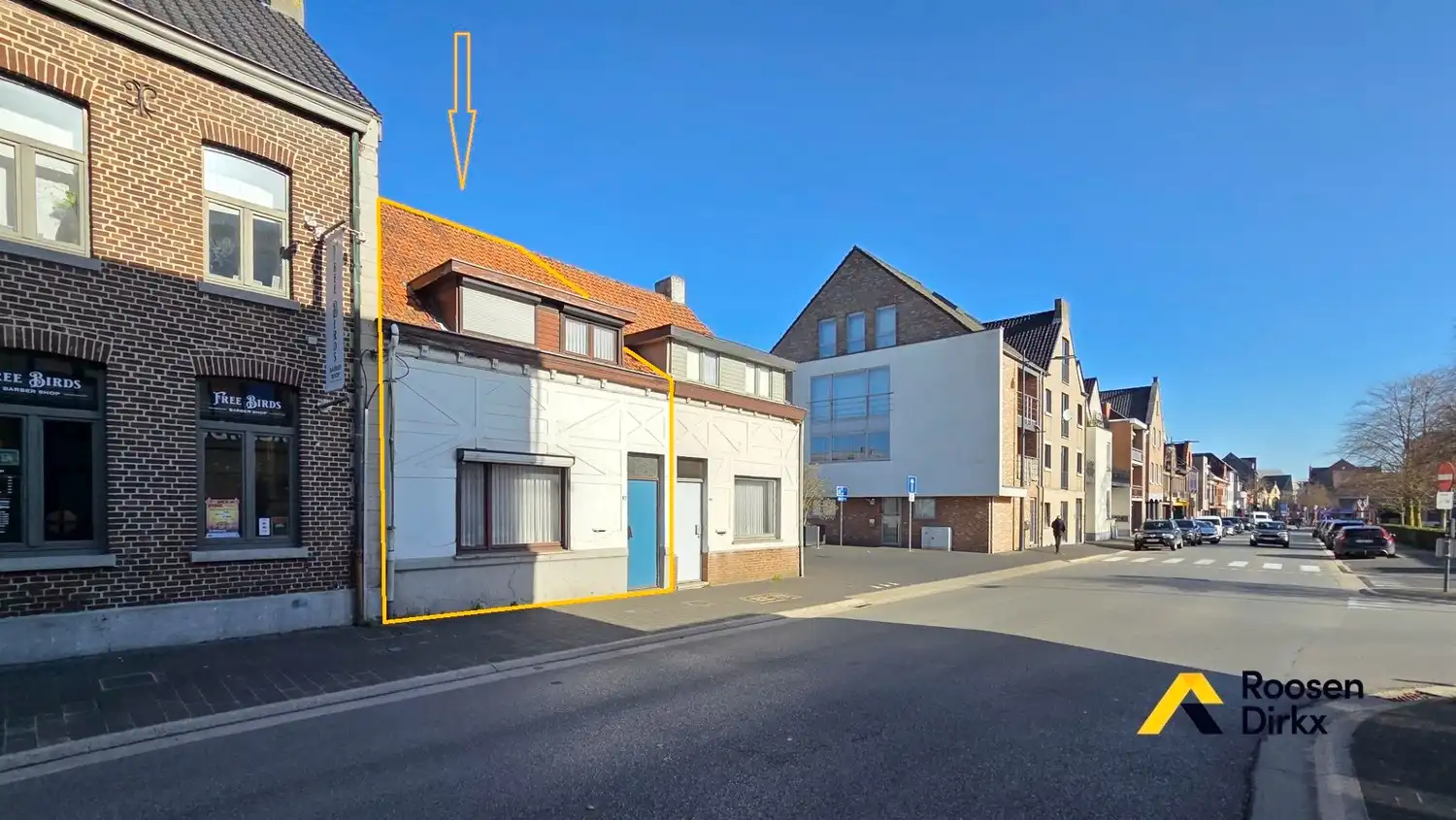 Te renoveren / af te breken woning hartje BREE! foto 3