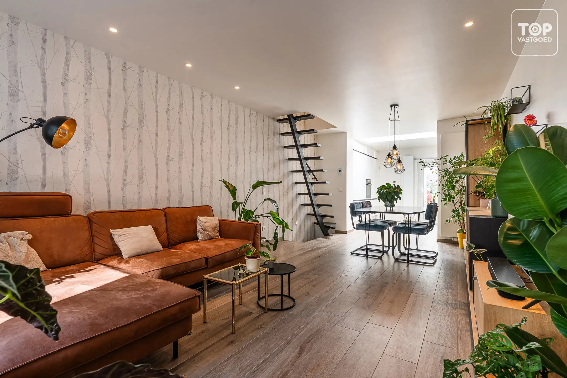 Ideale starterswoning met 2 slaapkamers en dressing. foto 3