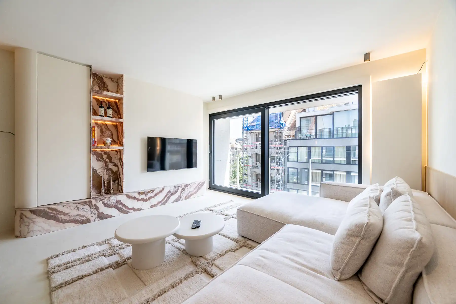 Volledig gerenoveerd appartement op centrale ligging foto 4