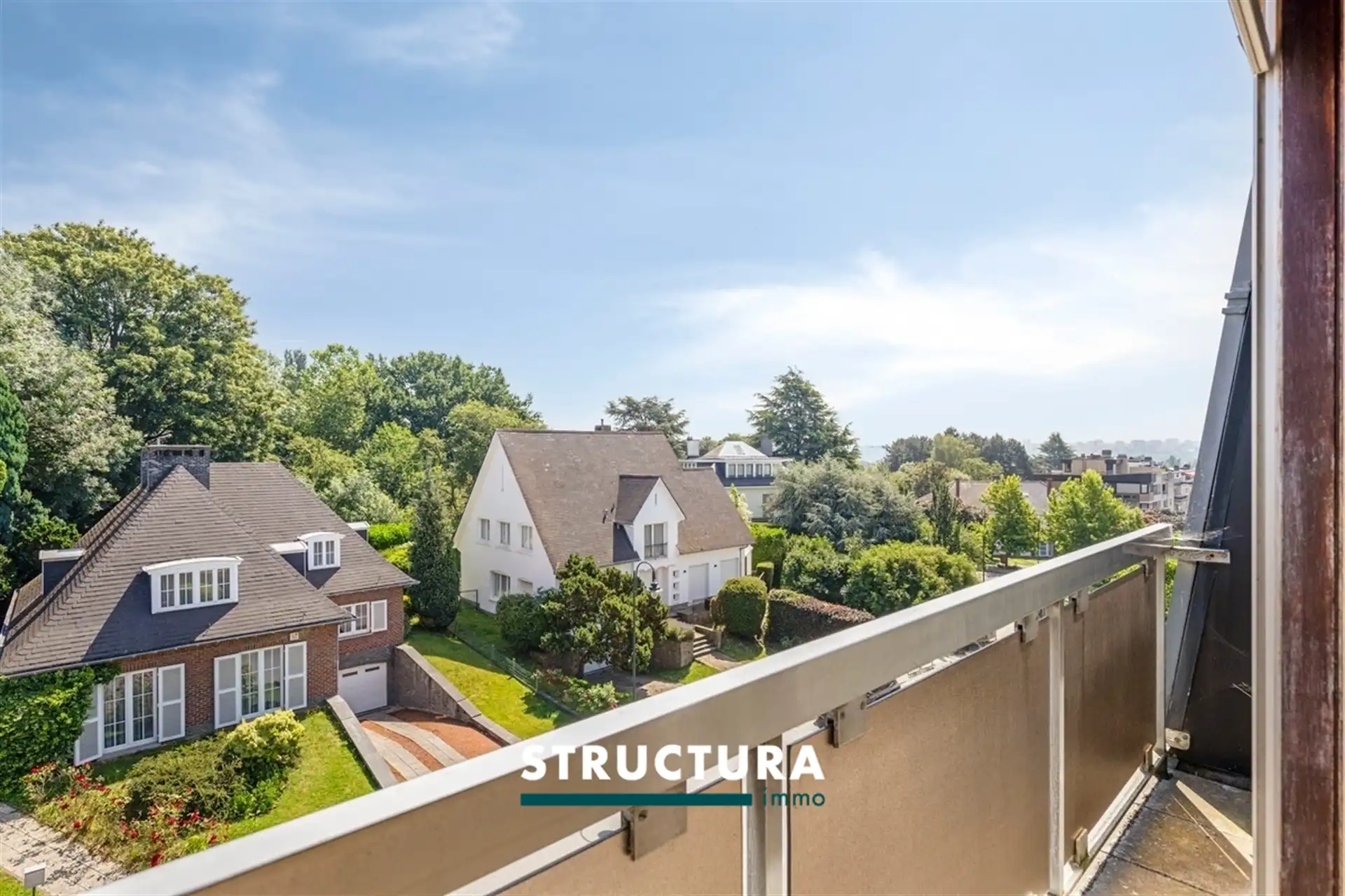 Prachtig, authentiek penthouse-appartement gelegen in een rustige buurt. foto 12