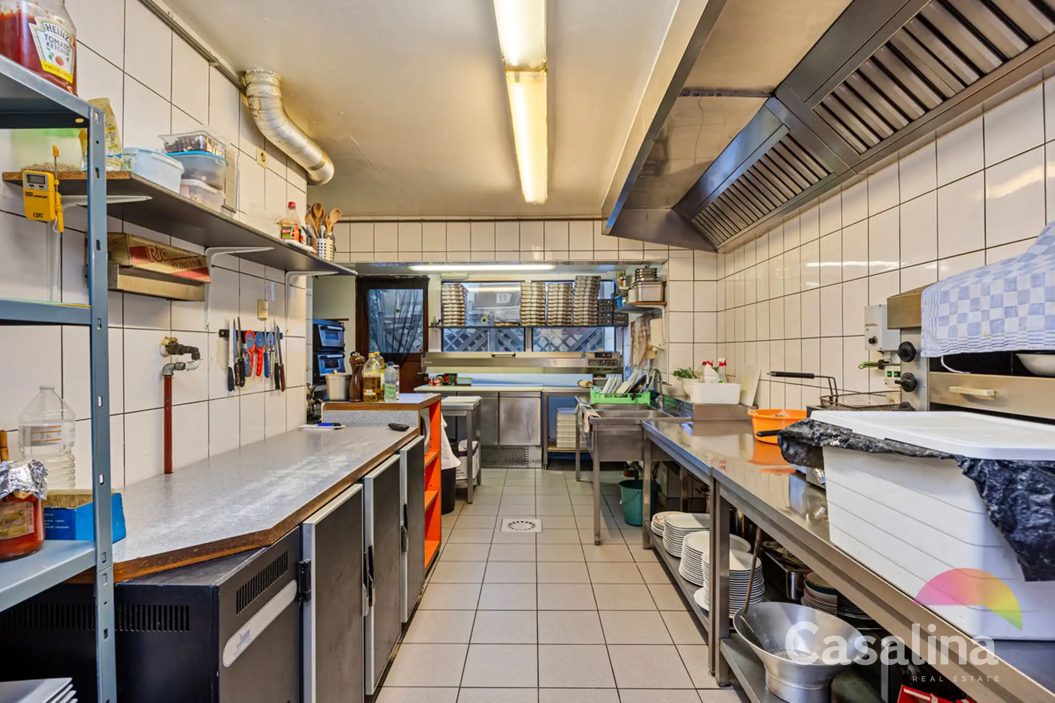 Gemengd gebouw met tal van exploitatiemogelijkheden foto 10