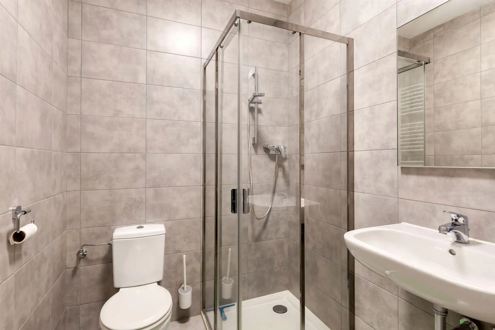 Ruim gelijkvloers appartement van 104 m² met tuin en 3 slpk! foto 15