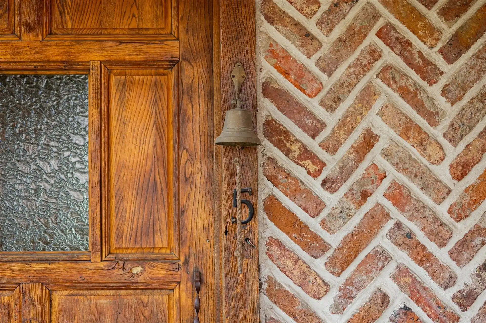 Handelspand mét instapklare villa én ruime parking foto 9