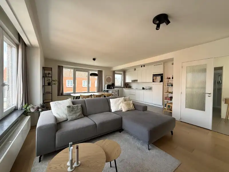 Leuk gerenoveerd hoekappartement met terras nabij Patershol & Dok Noord foto 3