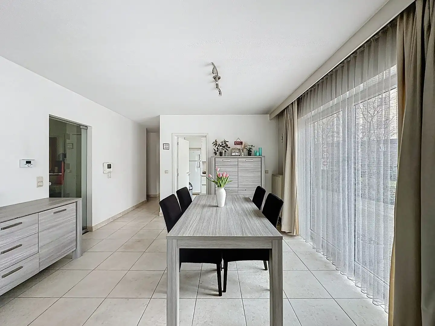 Instapklaar gelijkvloers appartement te Kessel-Lo! foto 3