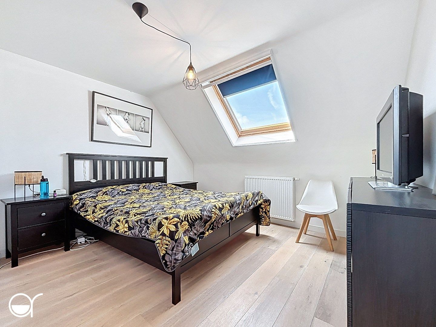 Rijwoning met terras en 3 slaapkamers foto 11