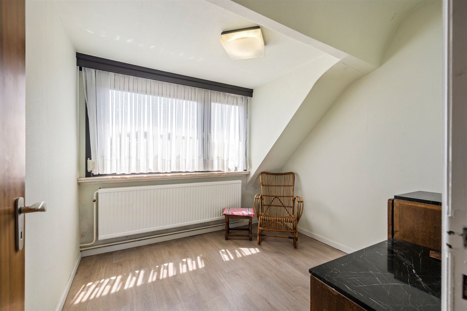 Uitstekend gelegen bel-étagewoning met 3 slaapkamers en garage foto 13