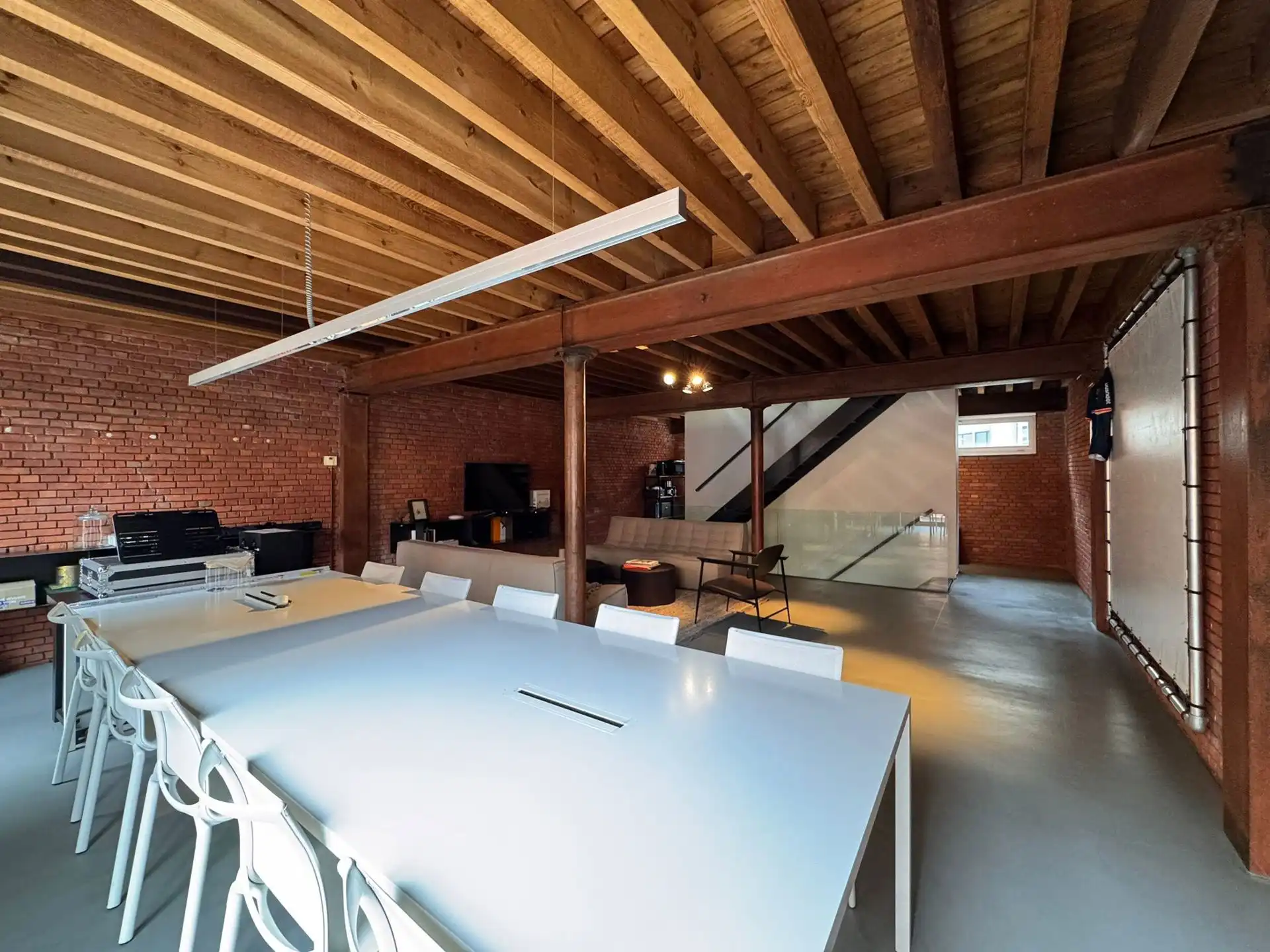 Trendy loftkantoren te huur te Antwerpen  foto 2