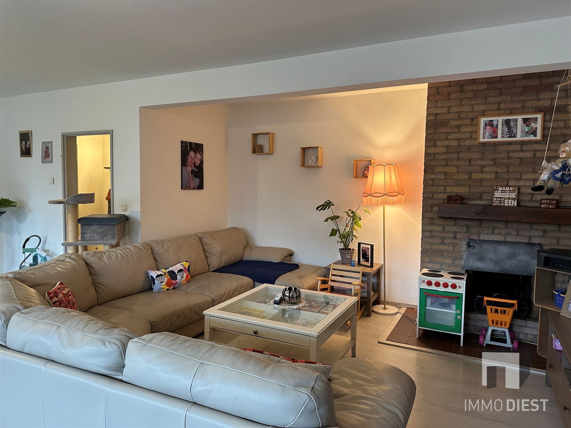 Appartement met 3 slpks, garage en kelder foto 4