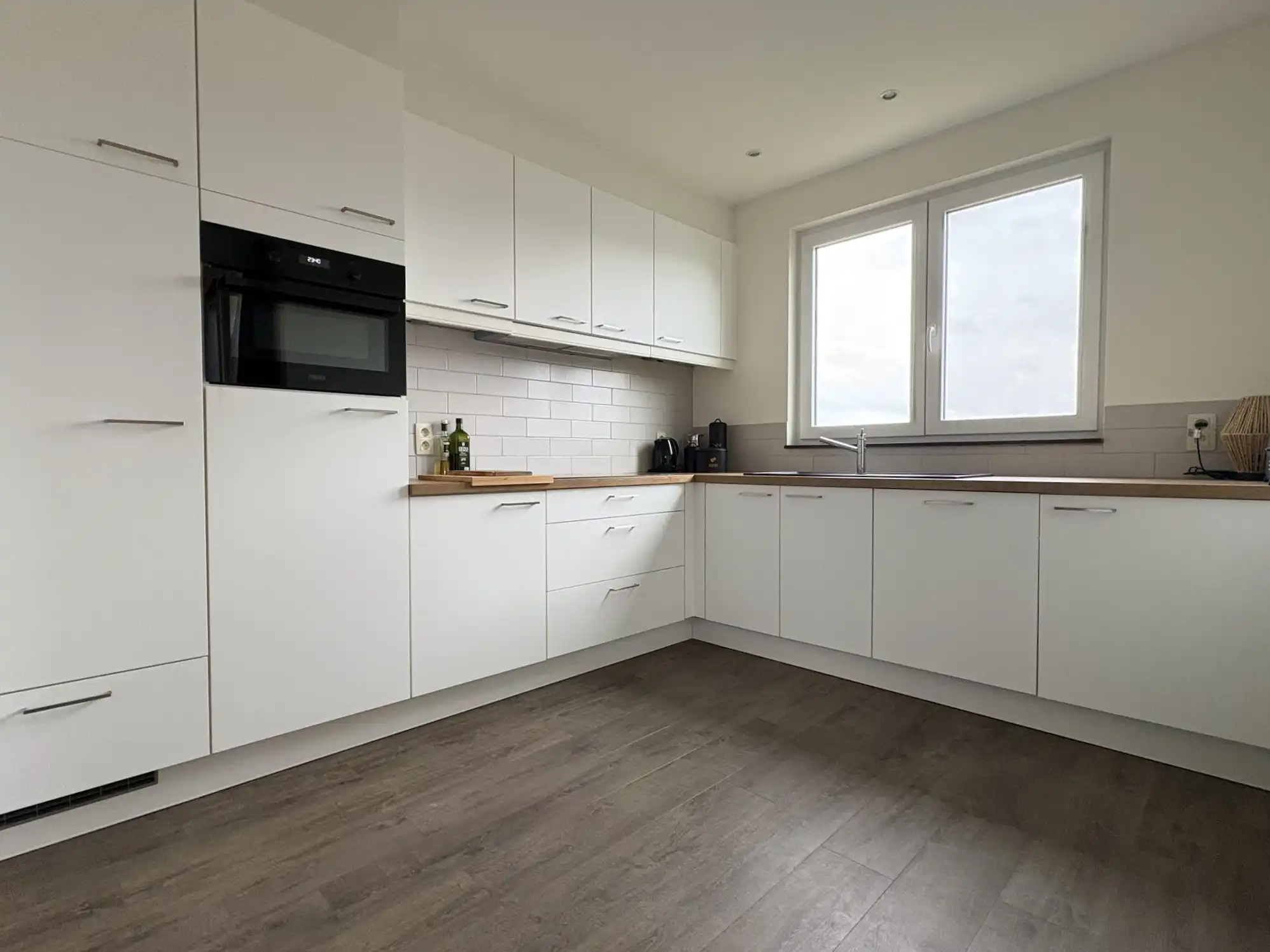 Energiezuinig duplex app met staanplaats te huur in Zottegem foto 3