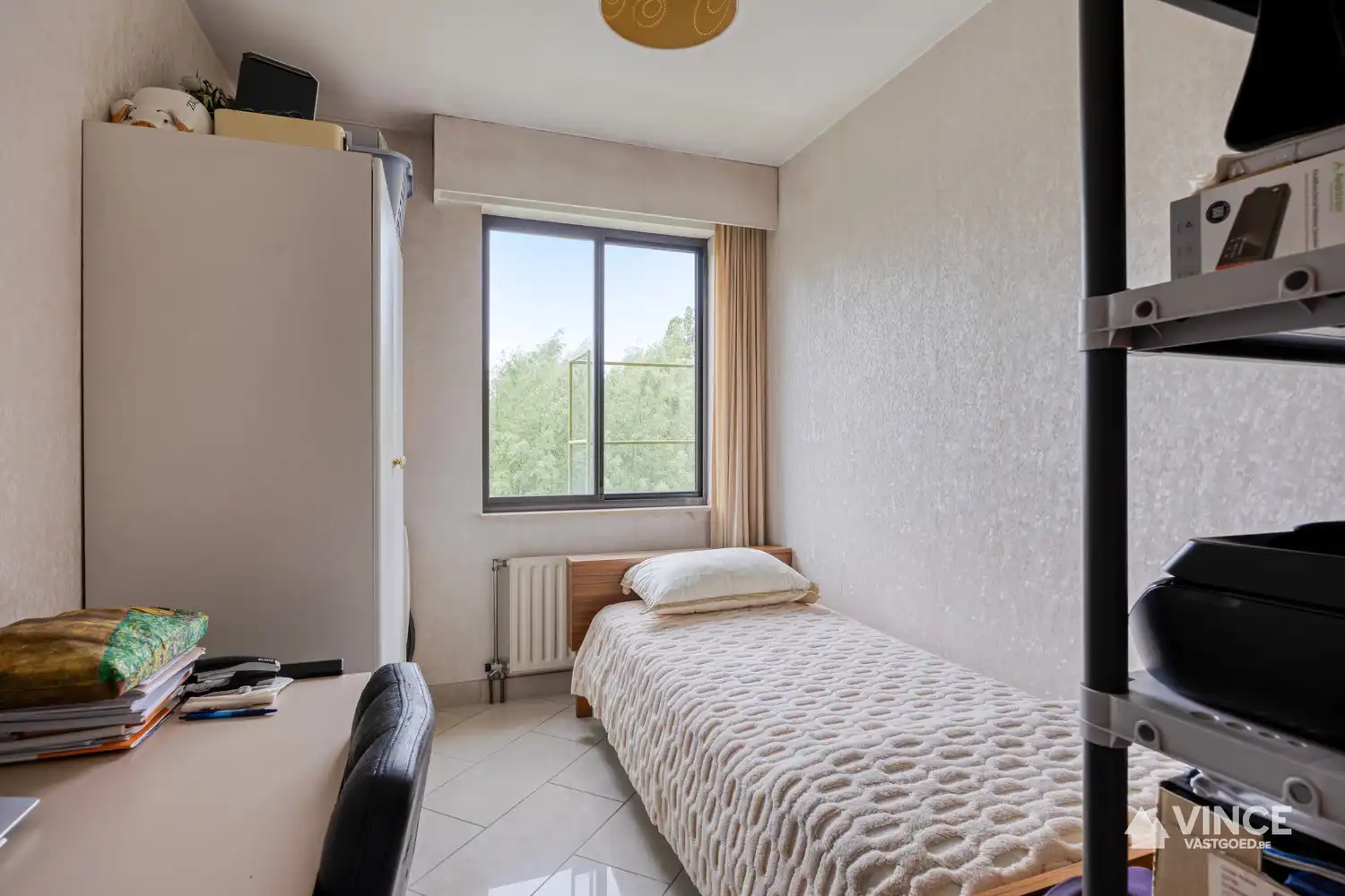 Instapklaar appartement met terras op toplocatie in Ekeren foto 10