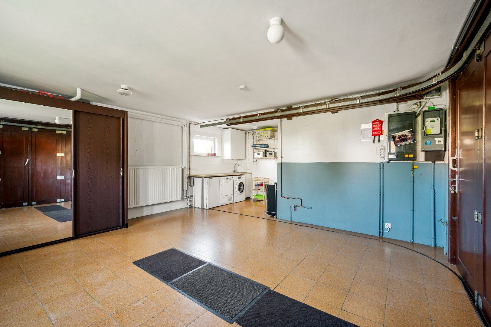 Uitstekend onderhouden villa te Ieper. Opp: 871m². foto 18