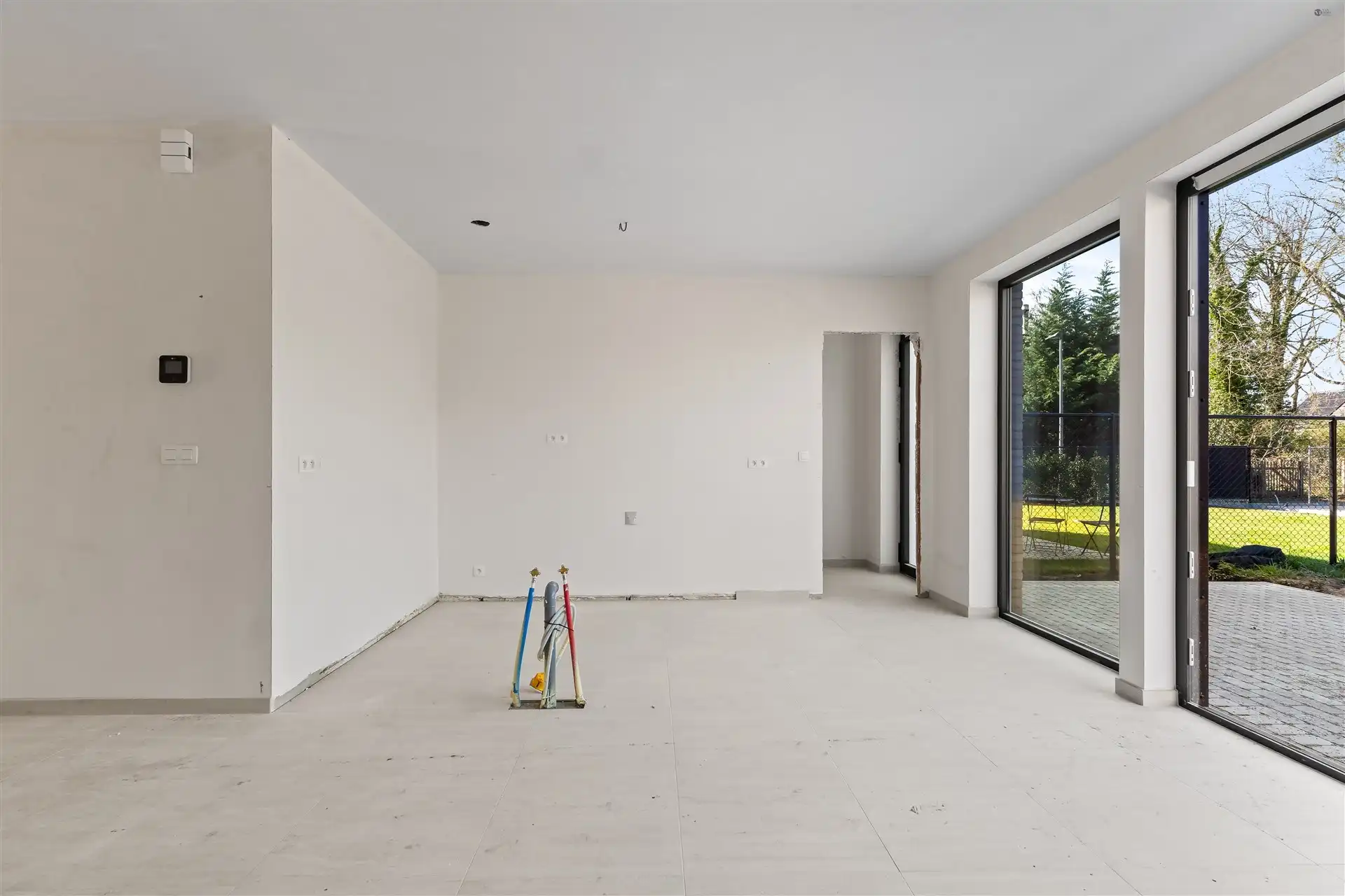 Zeer ruime gesloten bebouwing foto 3