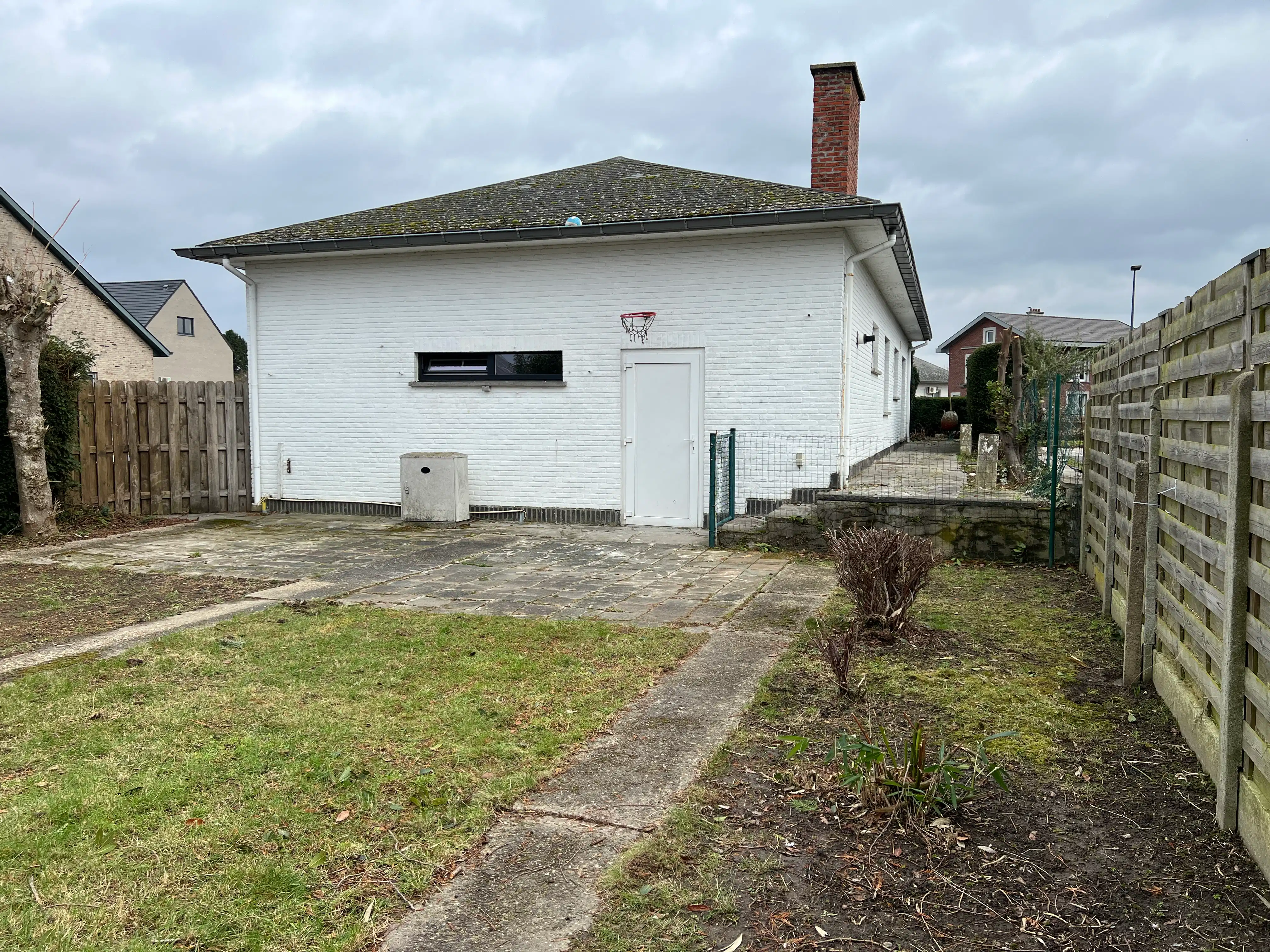 Gerenoveerde laagbouwvilla met 3 slaapkamers foto 12