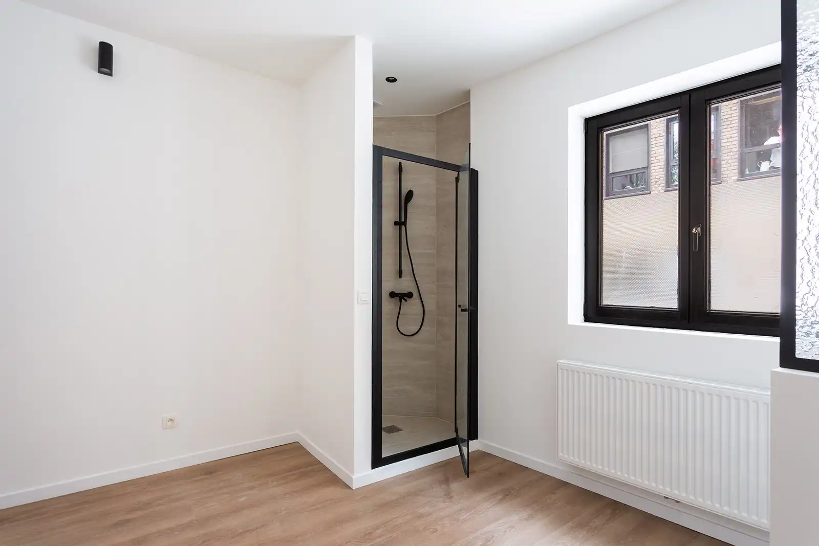 Totaal gerenoveerd opbrengsteigendom van 4 studio’s foto 27
