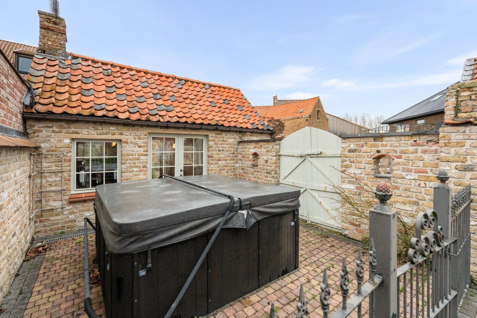 Uiterst charmante halfopen bebouwing met weidse zichten op een perceel van 2012m²  foto 27