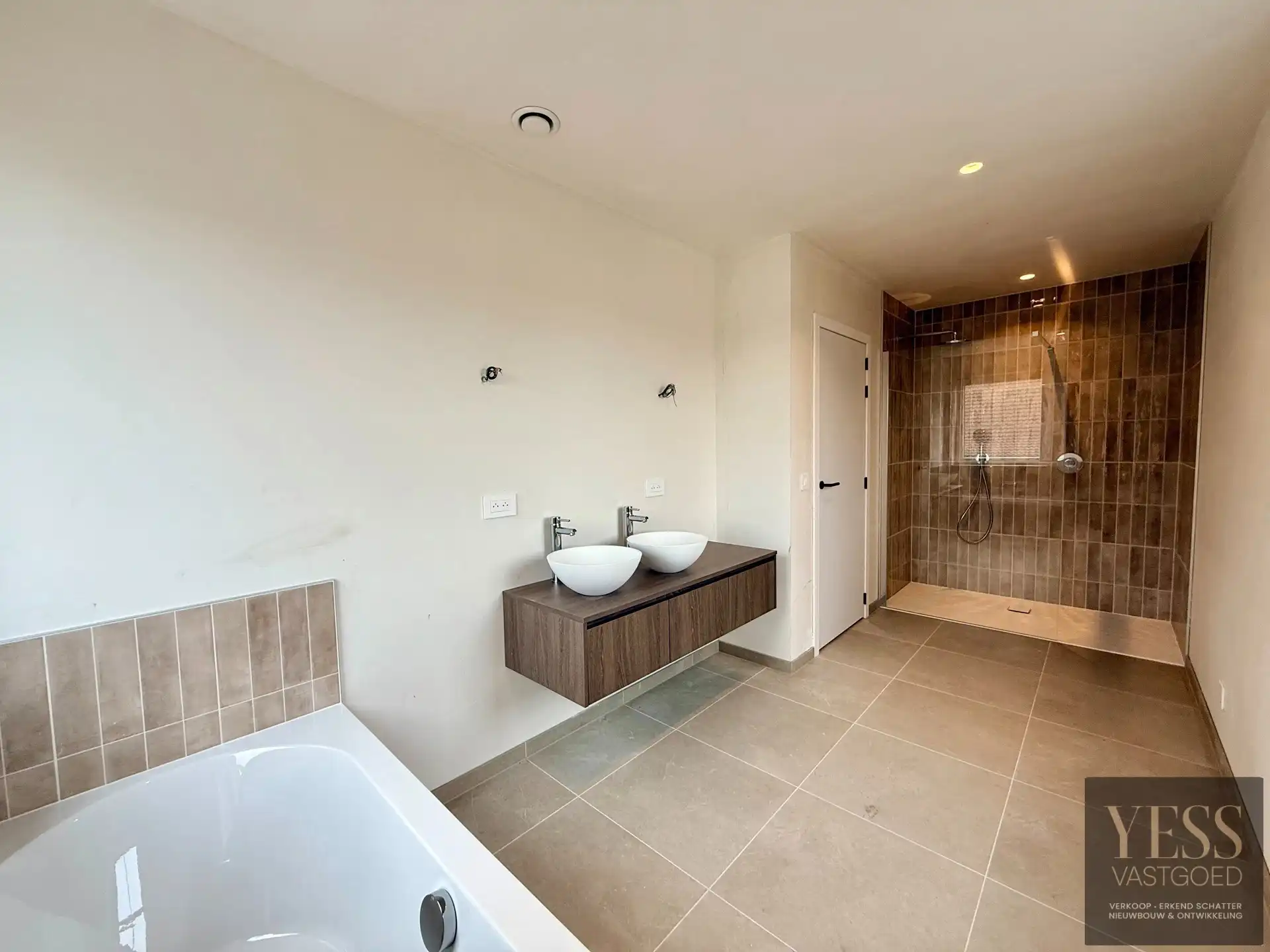 OPENDEURDAG 14/3 & 15/3 - Instapklare Nieuwbouw woning! foto 14