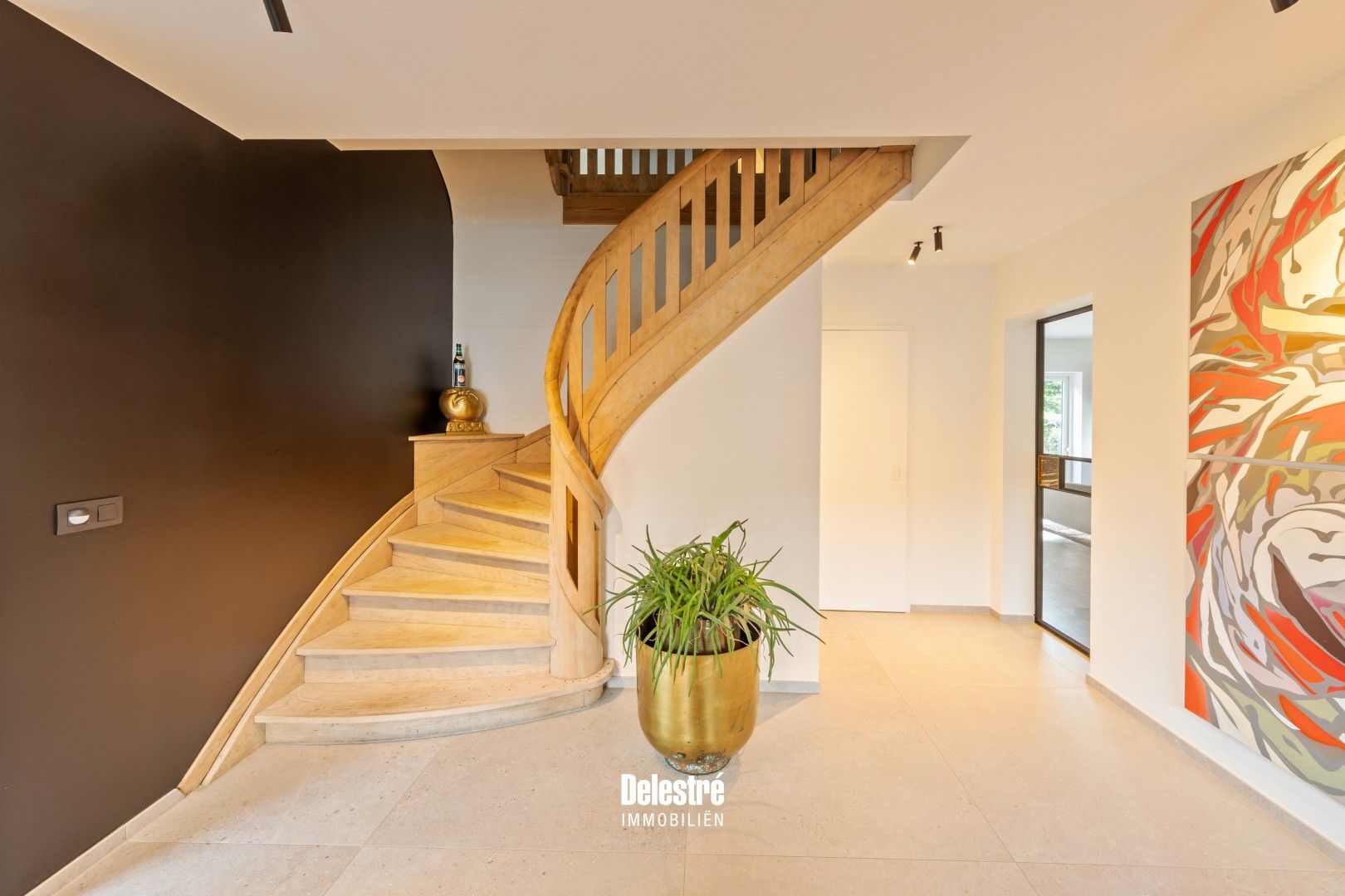 Exclusieve villa met 487m² woonruimte, uitzicht & rust – wonen én werken mogelijk! foto 14