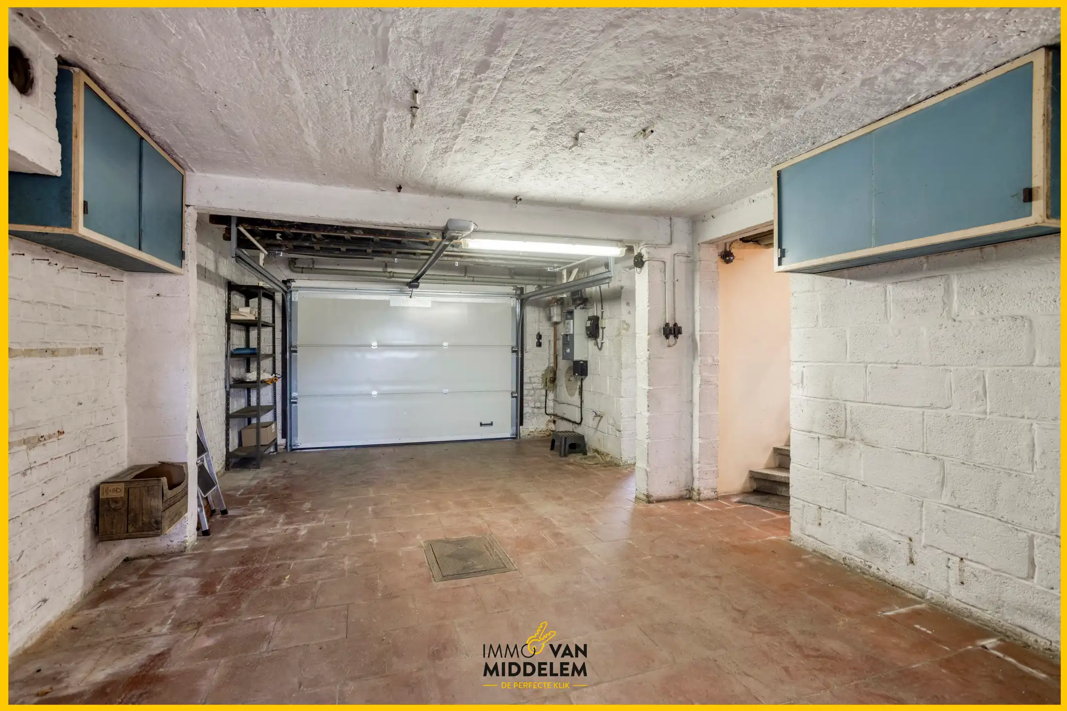 DEELS TE RENOVEREN WONING MET 4 SLPK, TERRAS, TUIN EN GARAGE foto 19