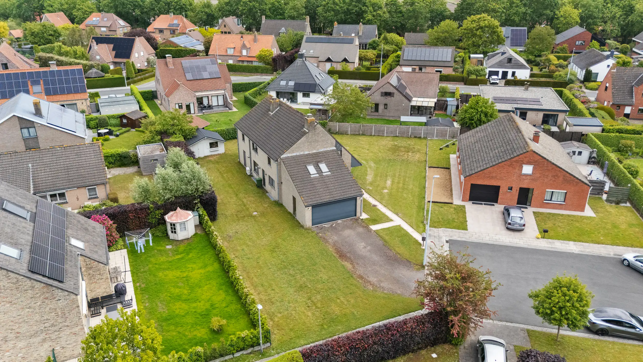 392 m² wooncomfort op het einde van een doodlopende straat foto 18