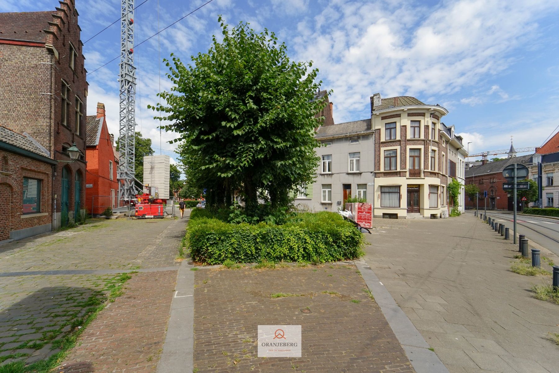 Praktijkruimte met woonst nabij Gravensteen foto 33