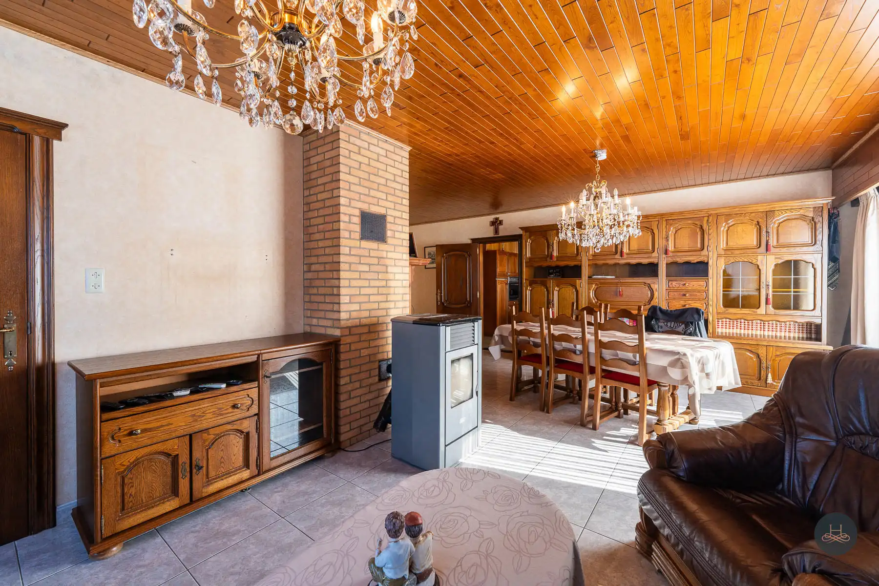 Ruime woning in rustige woonwijk  foto 4