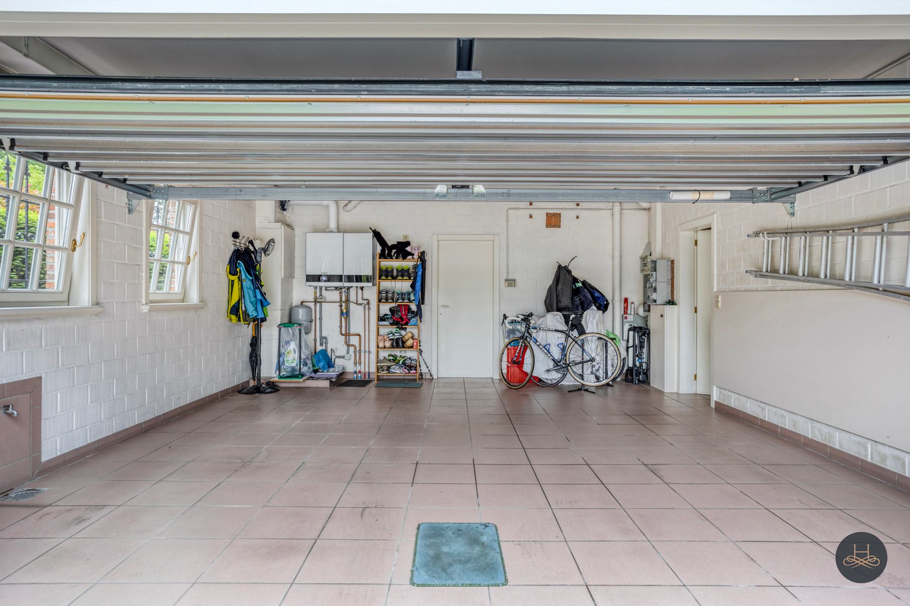 Stijlvolle woning met zorgvuldig aangelegde tuin foto 25