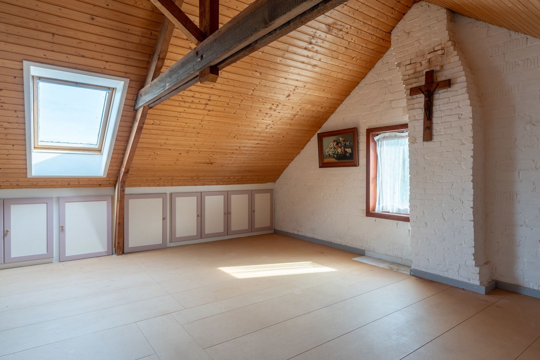 Te renoveren 4slpk woning met magazijn/garage te Vosselaar. foto 38