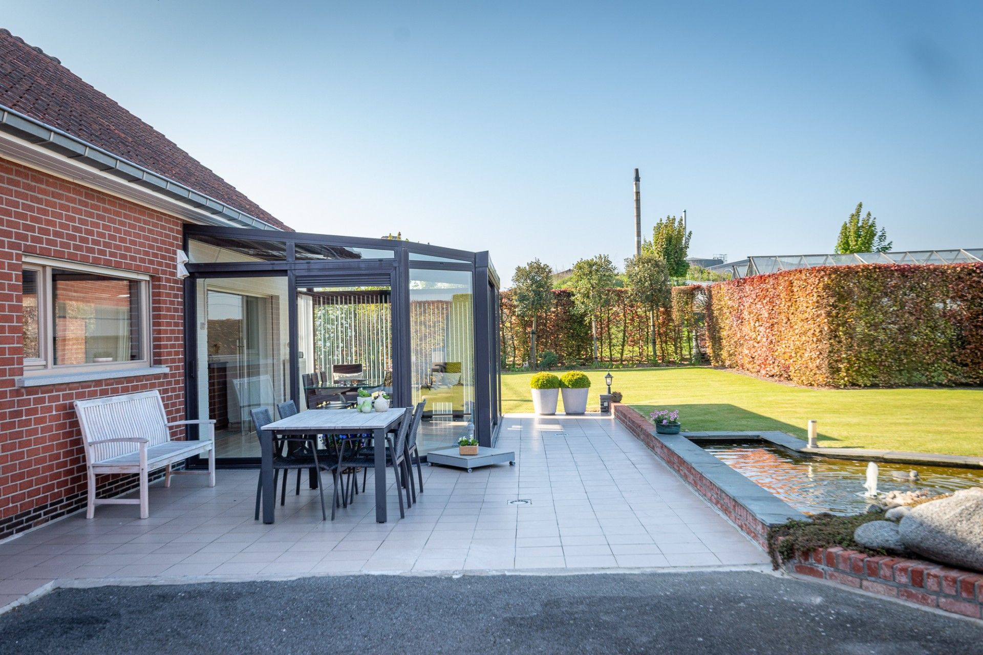 Rustig gelegen, ruime woning met magazijn foto 26