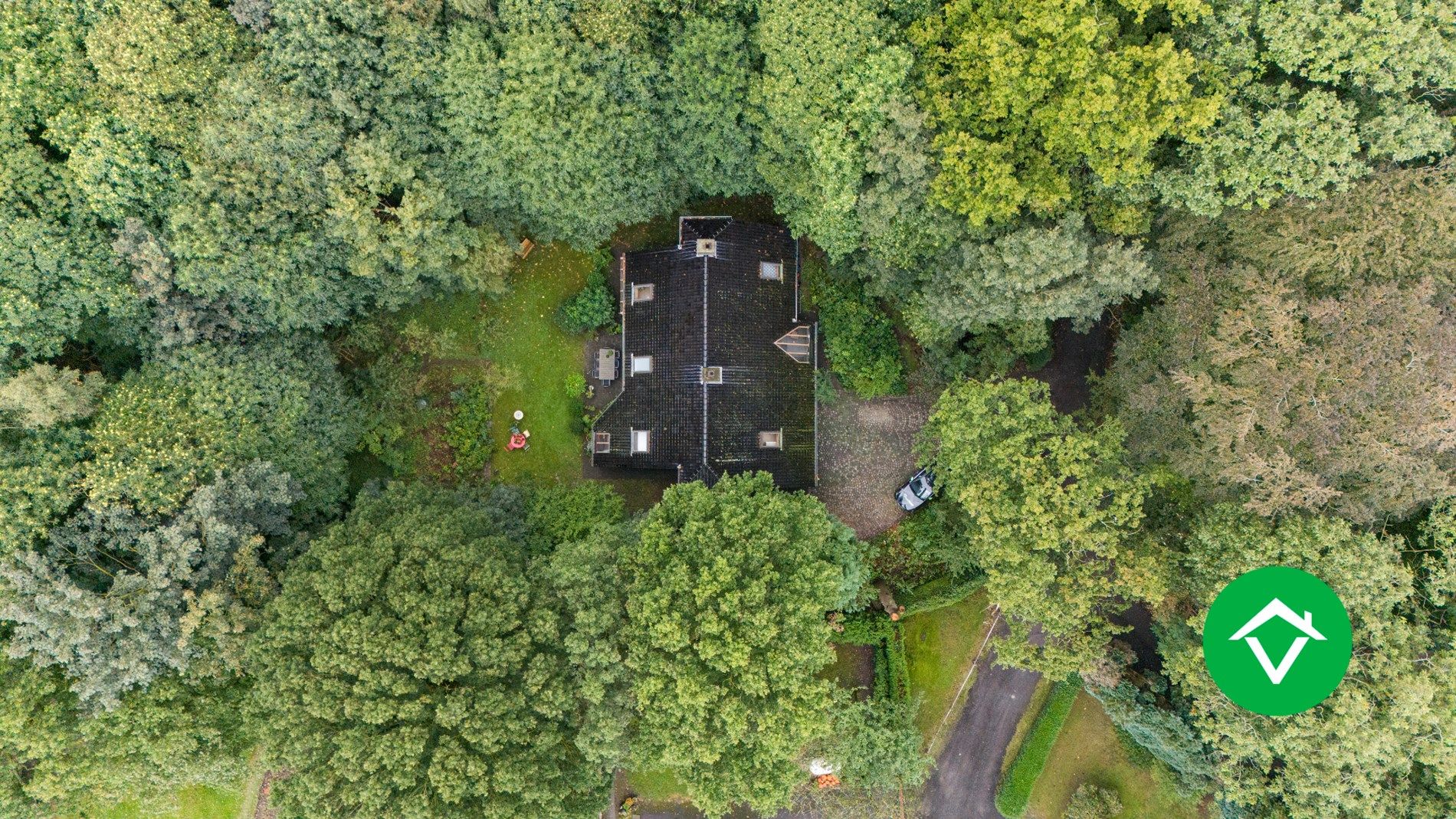 Prachtige villa met 4 slaapkamers in het groen te Jabbeke foto 2