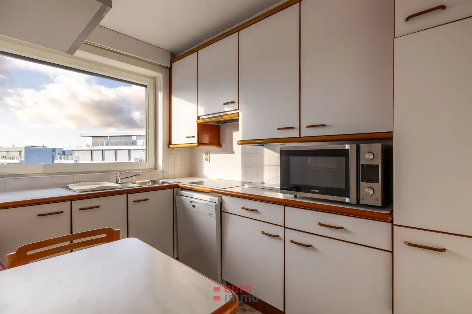 Appartement met 2 ruime slaapkamers op een toplocatie. foto 7