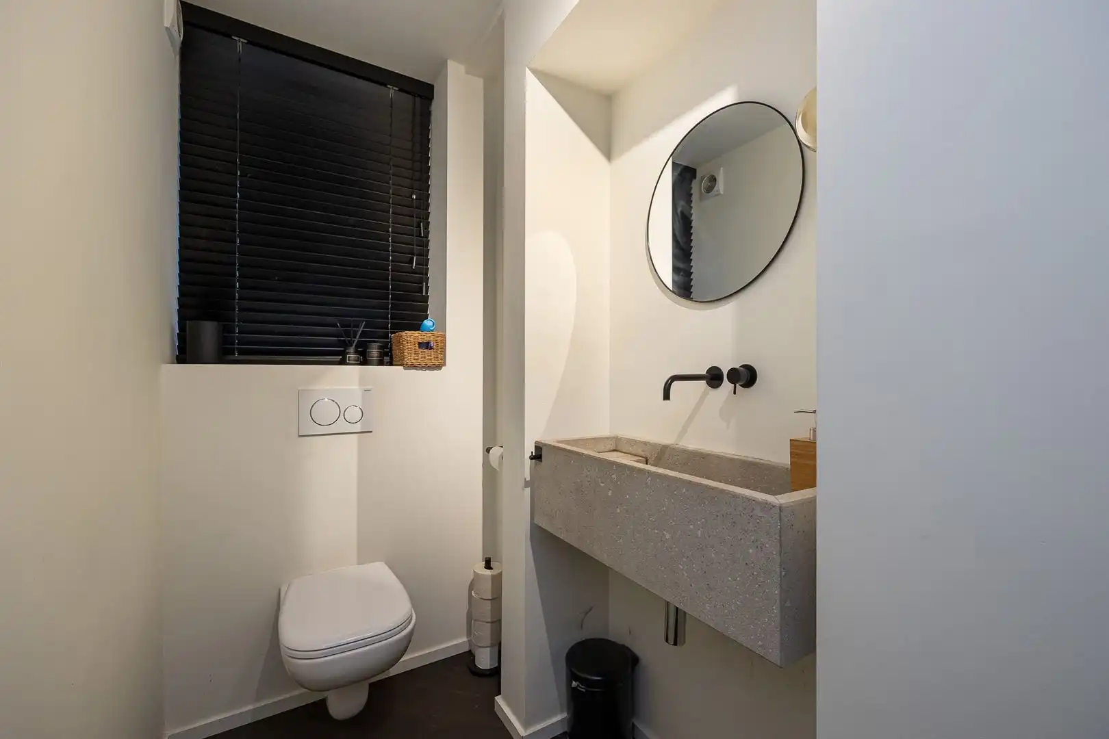 All-in kantoorruimte in stijlvol kader foto 17