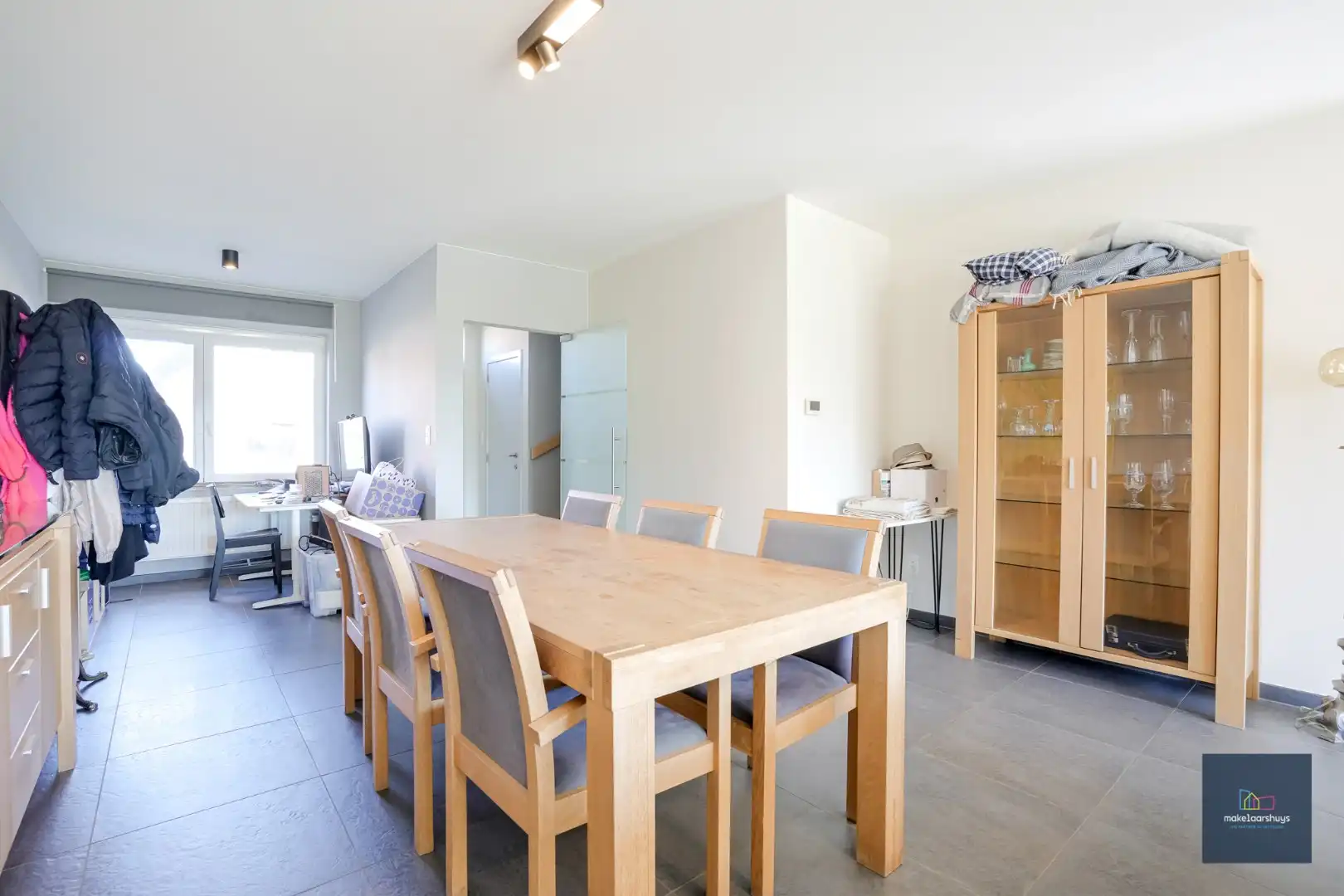 Rustig gelegen woning met 3slpk, garage en tuin foto 6