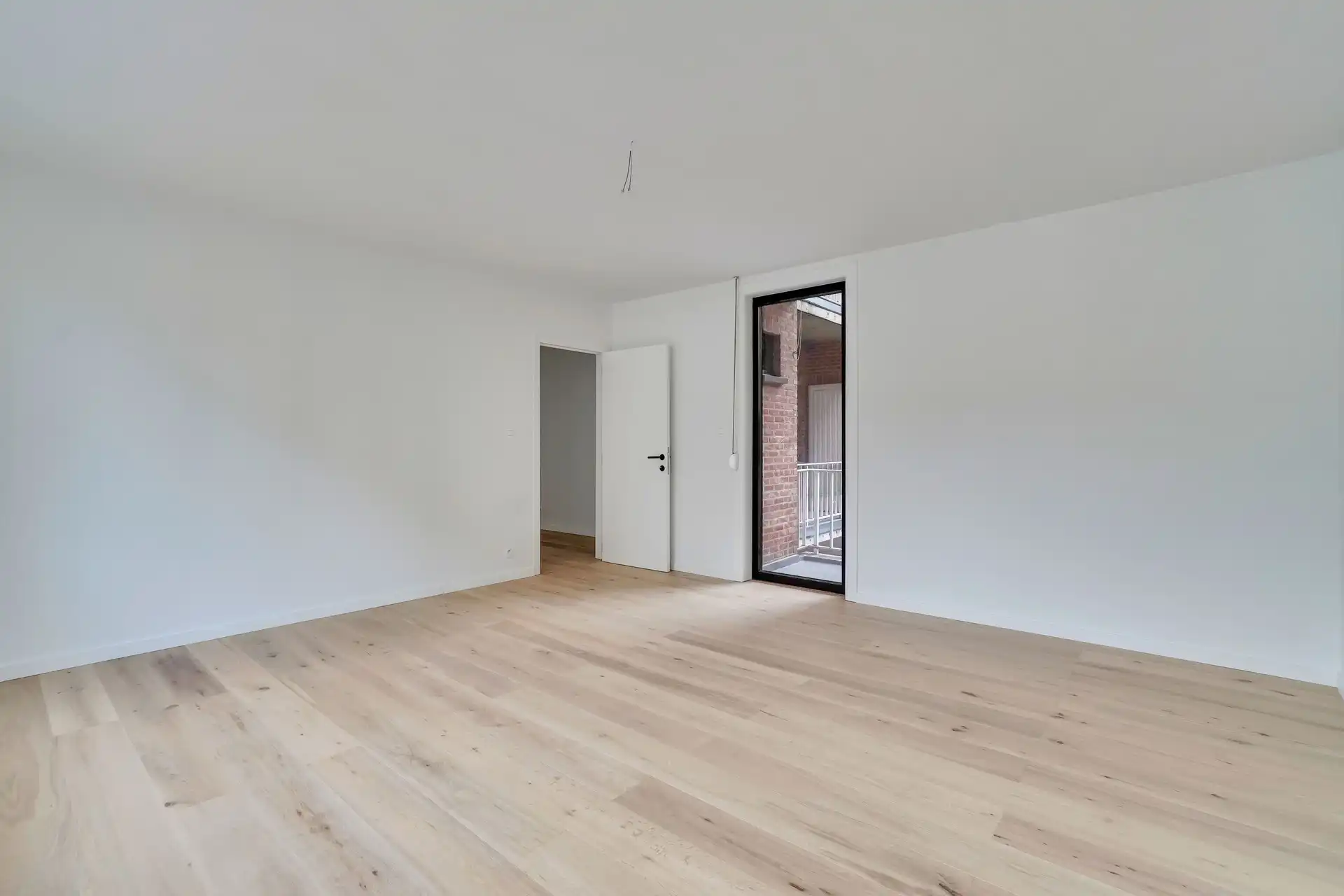 Stijlvol gerenoveerd 2 slaapkamer app. in het centrum Hasselt foto 10